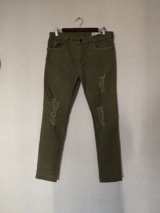 Jeans Hombre Pitillo Verde Oliva