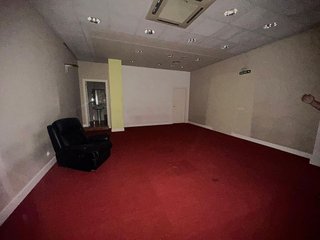 Local comercial en alquiler en Ermitagaña - Mendebaldea en Pamplona
