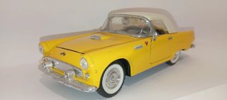 Coche a escala Ford Thunderbird 1955