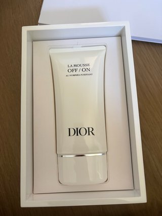 Dior La Mousse Off/On en Caja Regalo 150 mL