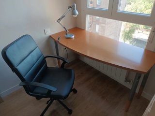 Escritorio de madera