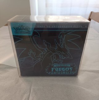 Caja de Entrenador Élite Fuegos Fantasmales