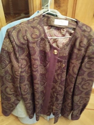 Chaqueta Estampada Tonos Marrón y Morado
