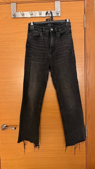 Pantalón Campana Negro Stradivarius Talla 36