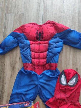 Disfraz de Spiderman con máscara talla 7-8 años