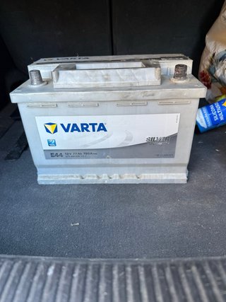Batería Varta Silver Dynamic E44 77Ah