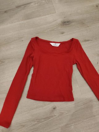 Top rojo H&M talla 10-12 años