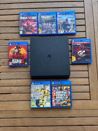 Pack PlayStation 4 + 7 Juegos