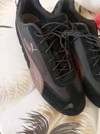 Zapatillas Puma Negras y Marrones