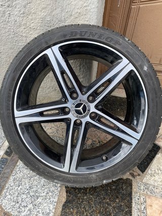 Llanta con neumático Mercedes-Benz 18 pulgadas
