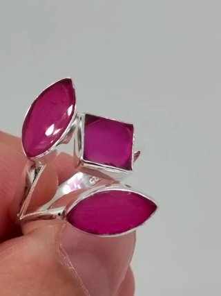 Anillo de Plata de Ley 925 y Rubí