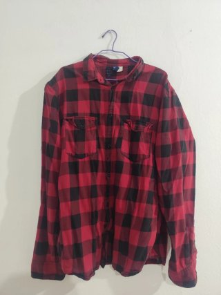 Camisa de cuadros Gap negra y roja