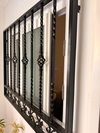 Reja de Ventana de Hierro Forjado
