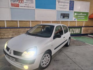 Renault Clio 2004