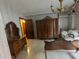 Dormitorio Completo de Madera Clásico