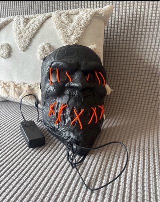 Máscara de Disfraz con Luces LED