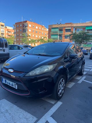Ford Fiesta Negro