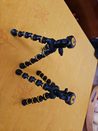 2 Mini trípodes articulados