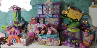 Lote de accesorios y juguetes The Bellies