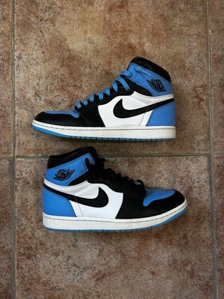 Air Jordan 1 High UNC Toe