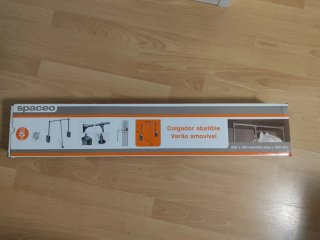 Colgador abatible para armario Spaceo