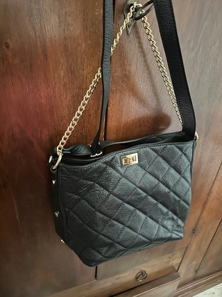 Borsa nera trapuntata con catena vera pelle