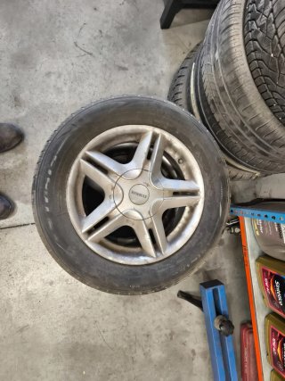 4 Llantas Renault 16 pulgadas 4x100