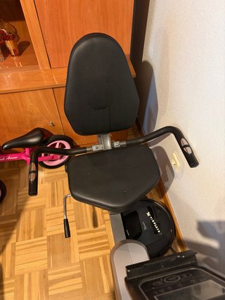 Bicicleta Estática con Respaldo