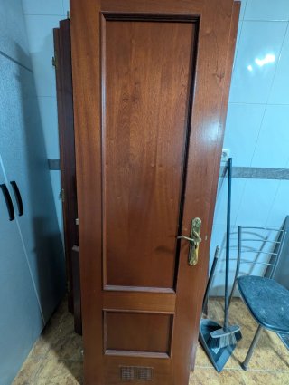 Conjunto de puertas de madera