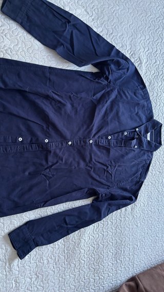 Camisa de hombre azul