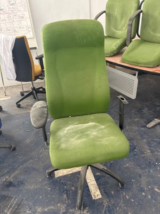 Silla de oficina verde