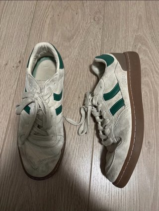 Zapatillas Coolway Beige y Verde.