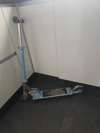 Patinete Plegable y regulable de altura