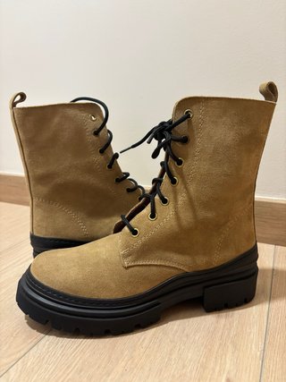 Botines militares beige