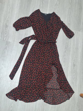 Vestido con estampado flores
