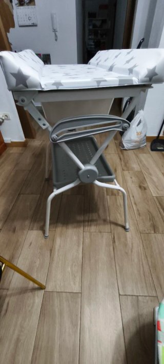 Cambiador con Bañera para Bebé