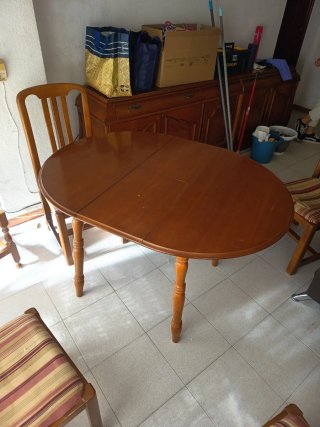 Mesa de Comedor de Madera extensible