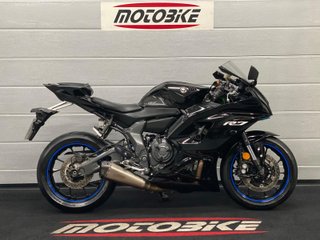 Yamaha R7 2022