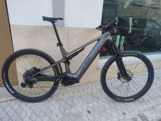 Bicicleta Eléctrica Merida de Montaña