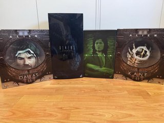 Set 4 Figuras Alien / Aliens Hot Toys