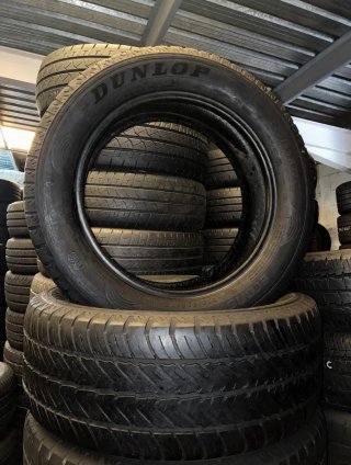 Pareja de neumáticos Dunlop 225/55 R17C