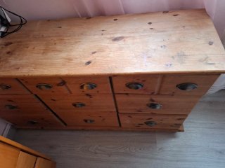 Cómoda de madera con 9 cajones 80x 134x38