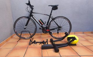 Bicicleta Orbea Avant y Rodillo Bkool