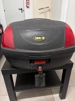 Baúl para moto SHIN YO