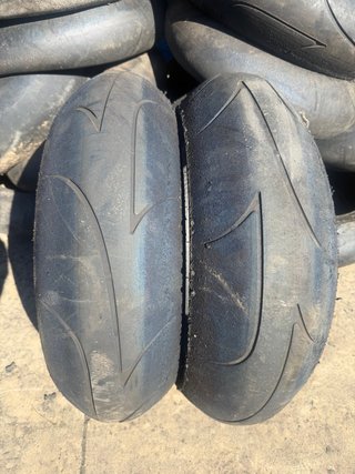 Neumáticos Traseros de Circuito 200/60R17 Dunlop