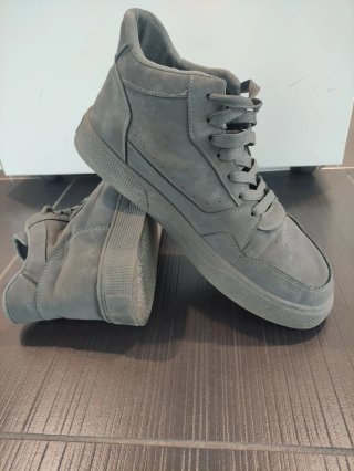 Zapatillas Altas Grises