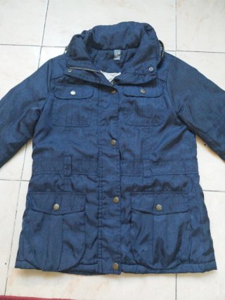 Abrigo Azul Estilo Versátil de Zara