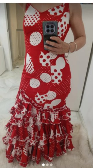 Traje de flamenca rojo y blanco