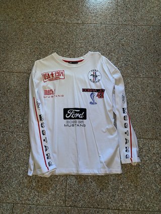 Camiseta Ford Mustang Zara