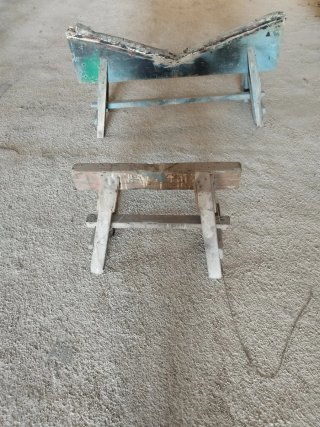 2 Caballetes de madera para embarcaciones